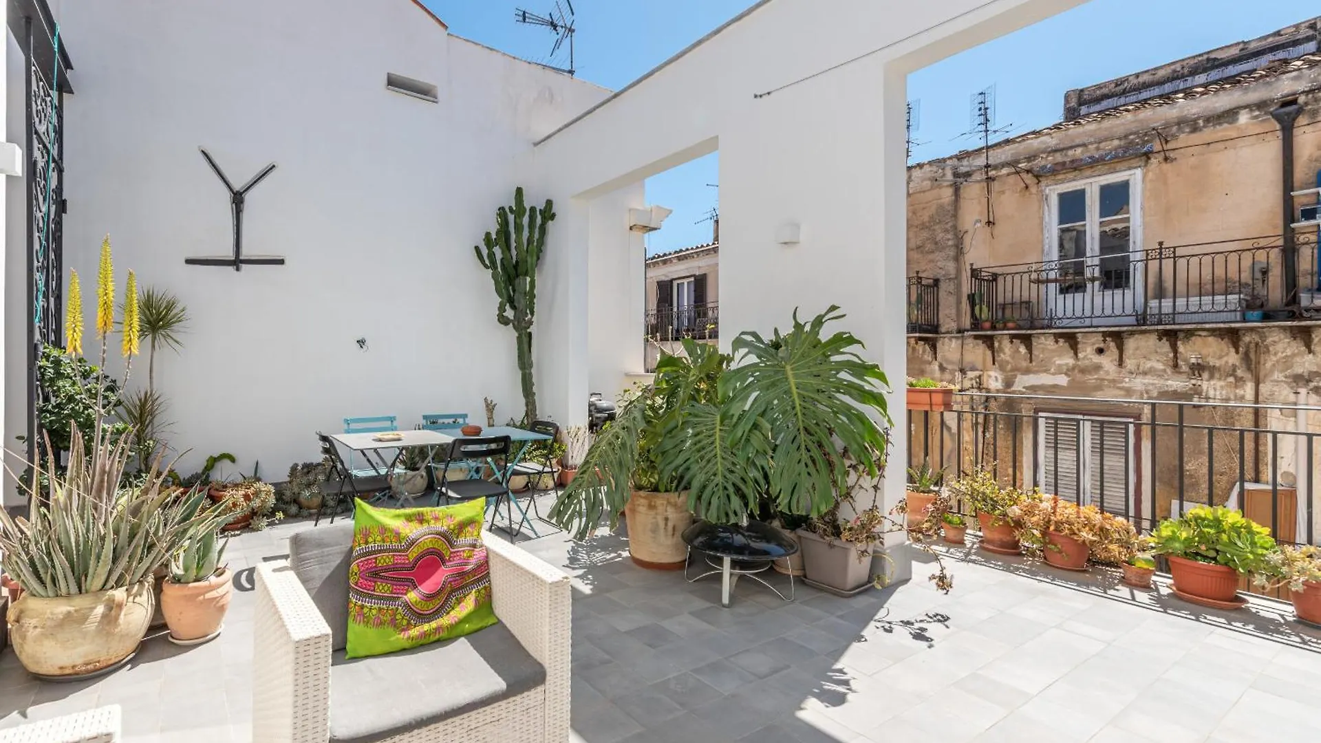 Una Terrazza Su Via Calderai By Wonderful Italy Apartment Palermo Italy